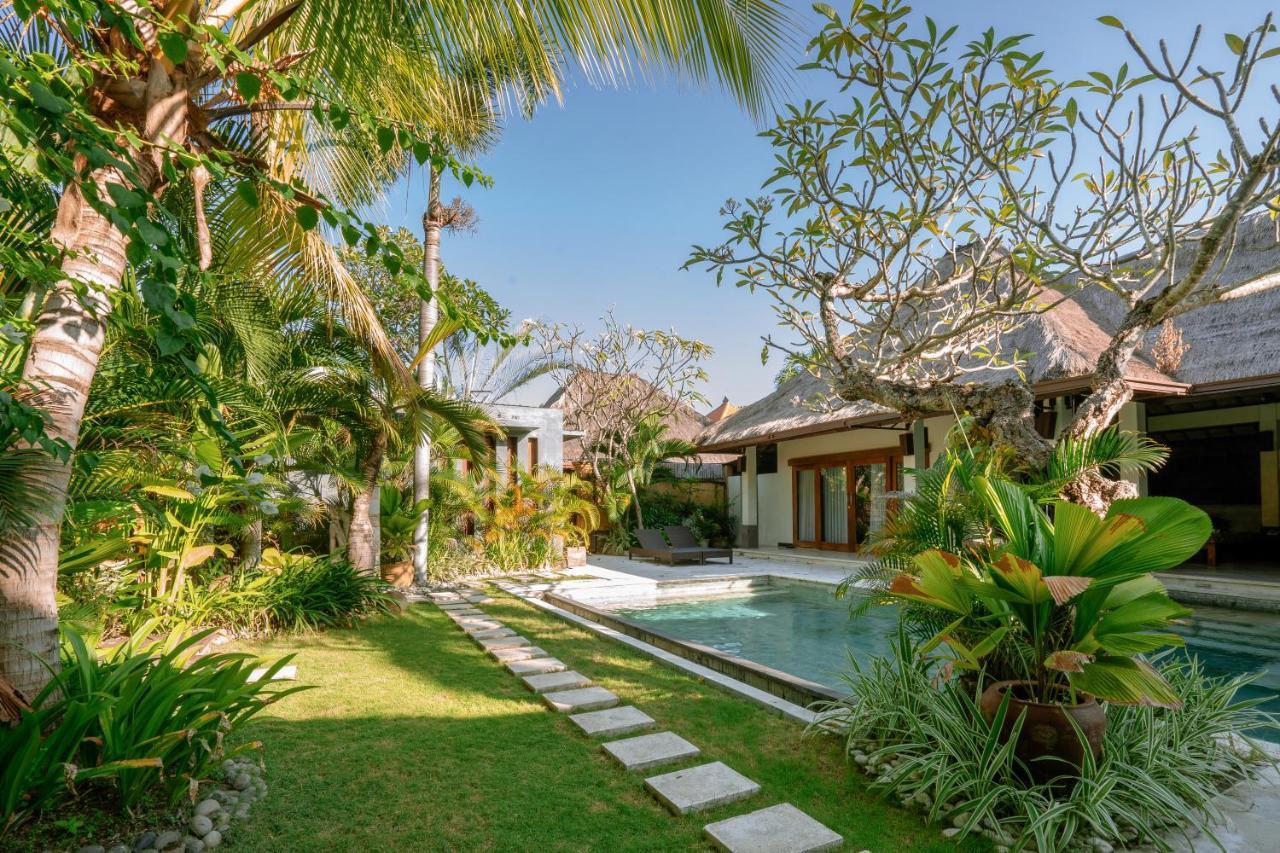 The Maya Seminyak Villas Exterior photo