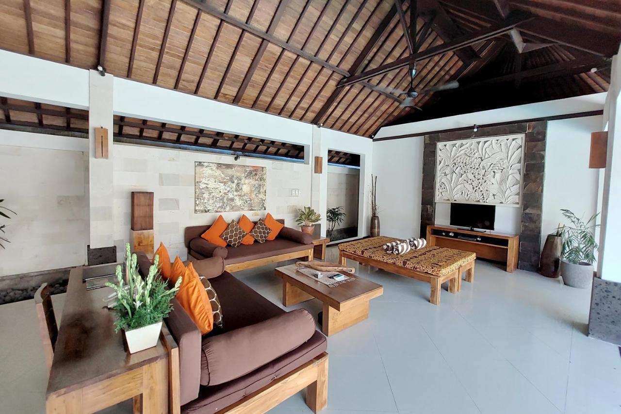 The Maya Seminyak Villas Exterior photo