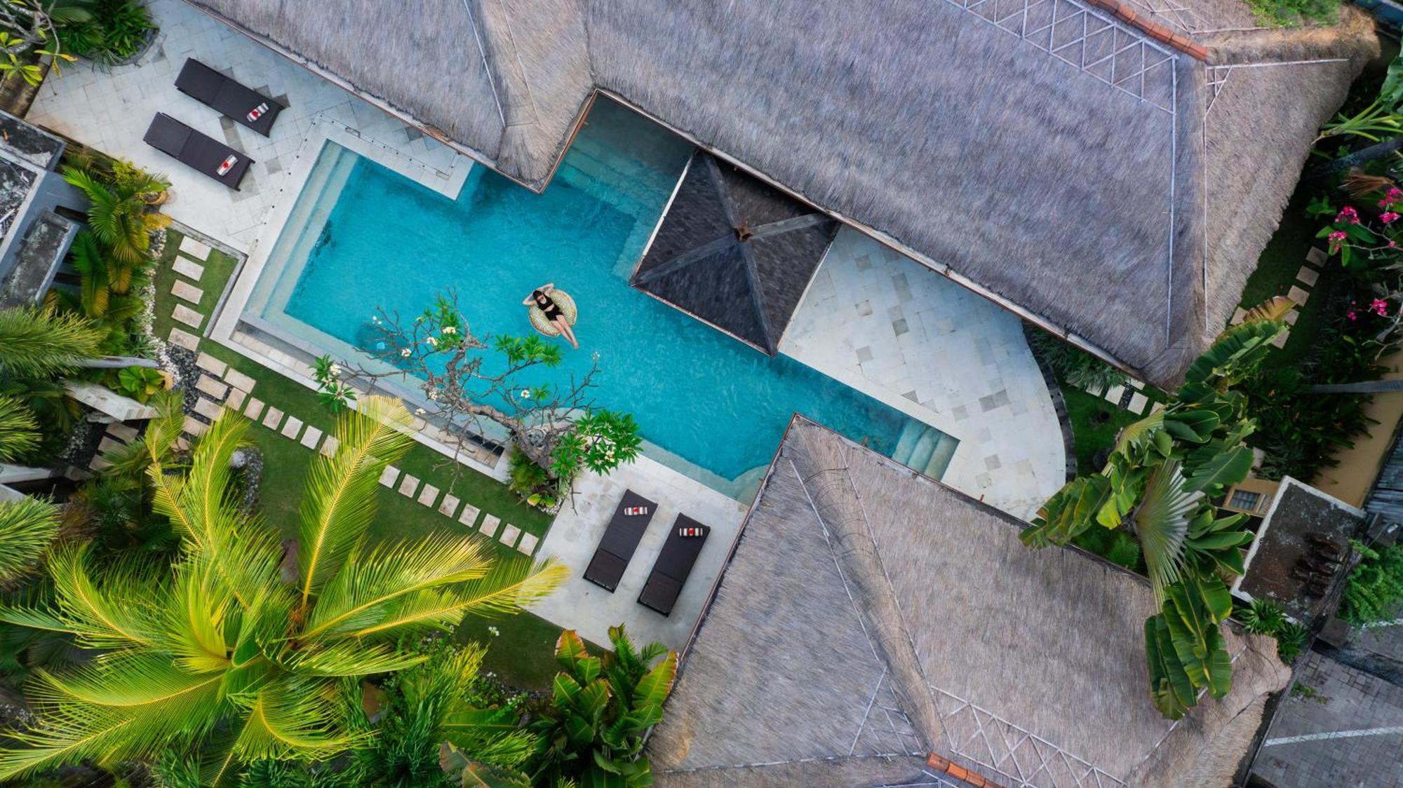 The Maya Seminyak Villas Exterior photo