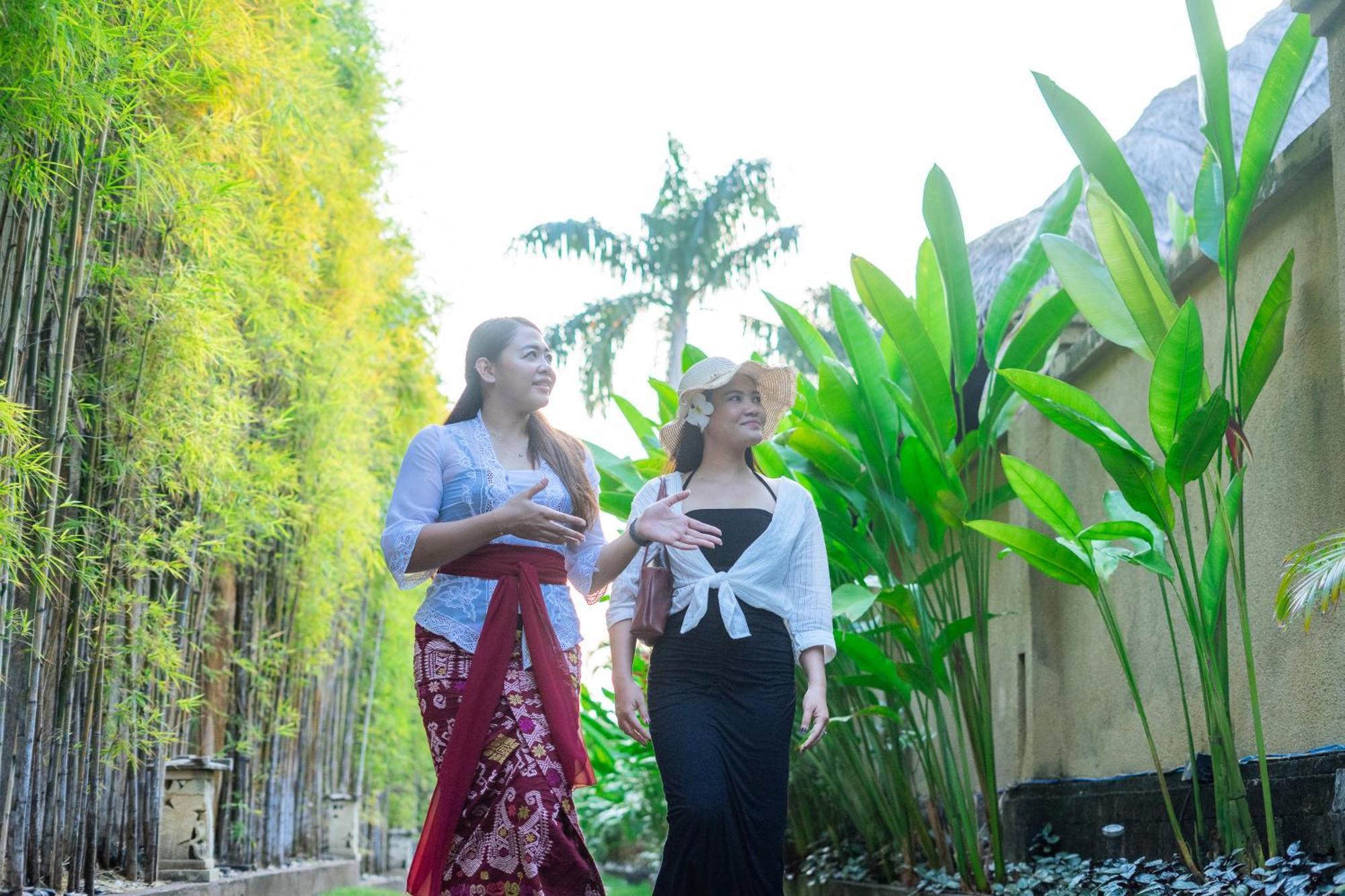 The Maya Seminyak Villas Exterior photo