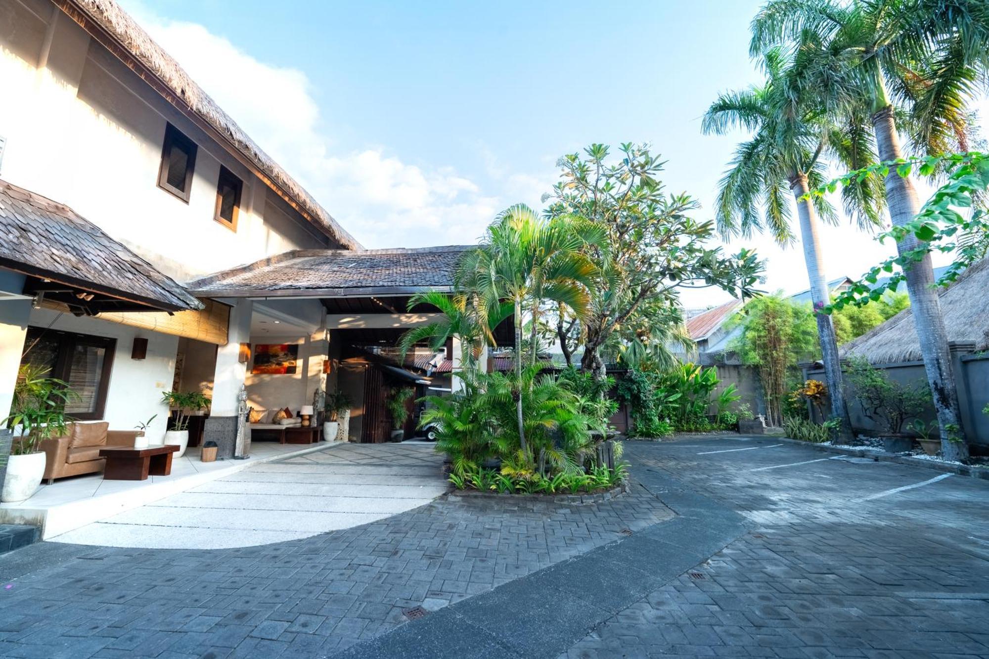 The Maya Seminyak Villas Exterior photo