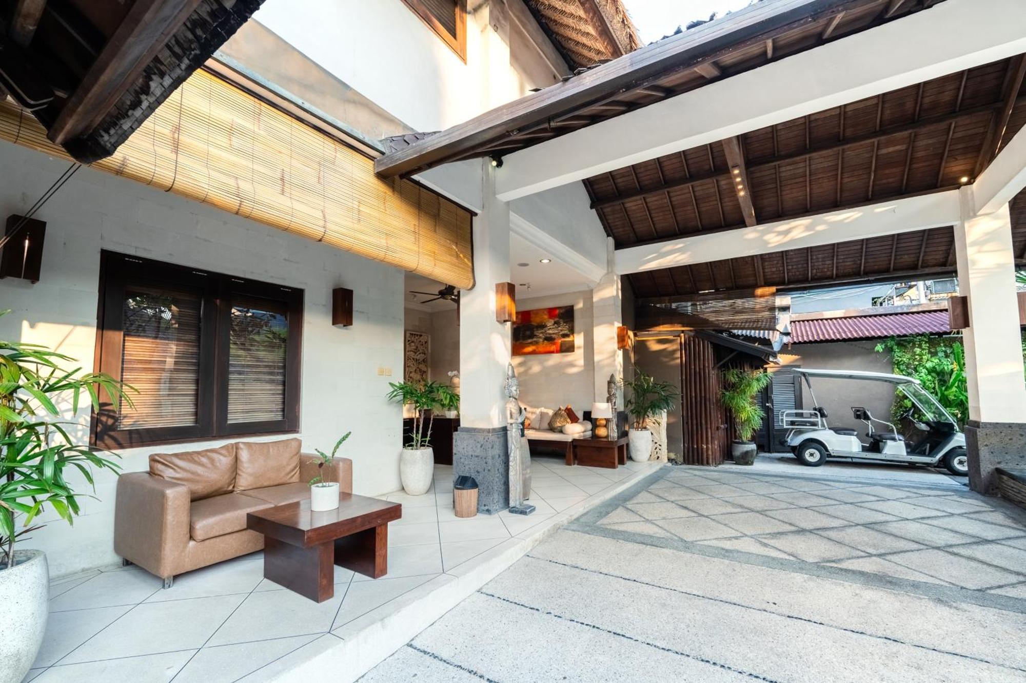 The Maya Seminyak Villas Exterior photo